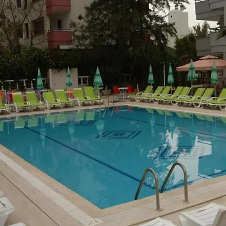 Holiday Line Beach Отель