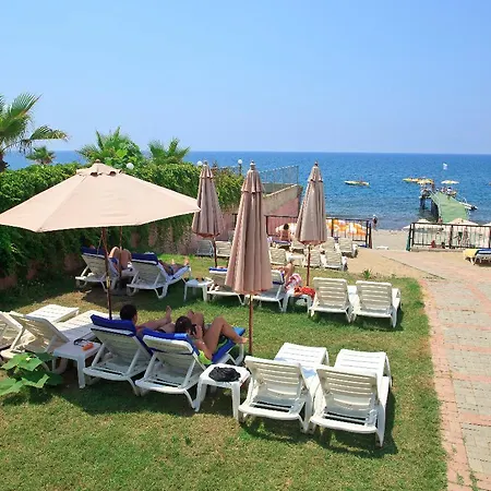 Holiday Line Beach Отель